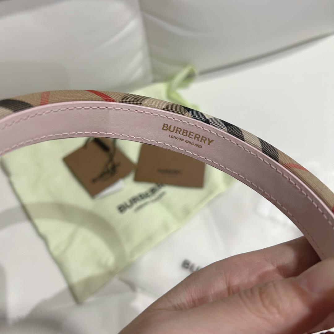 BURBERRY チェック柄 カチューシャ