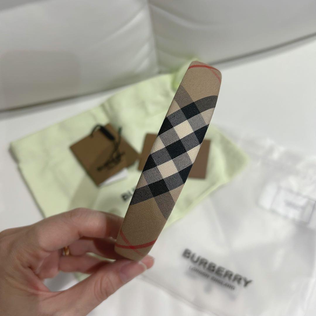 BURBERRY チェック柄 カチューシャ