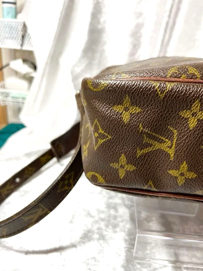 ルイヴィトン　ヴィンテージ 旧ダヌーブショルダーバッグ モノグラム 箱付き