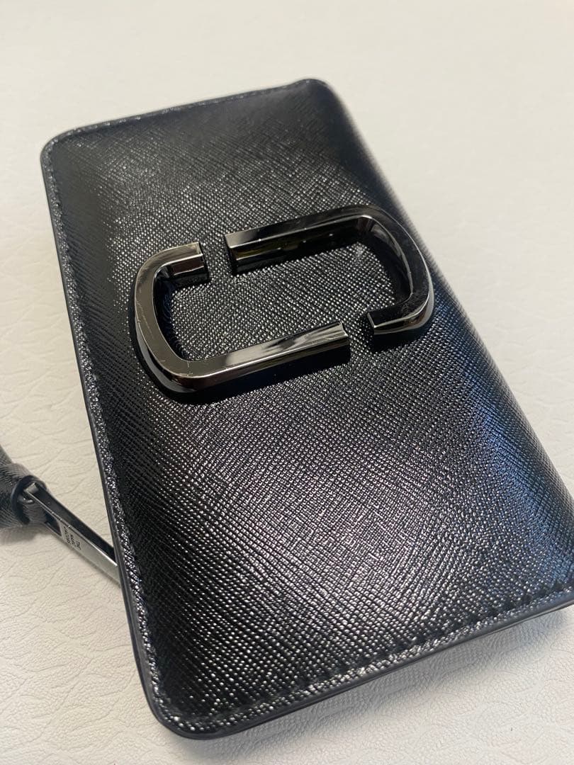 マークジェイコブス　ブラック 二つ折り財布