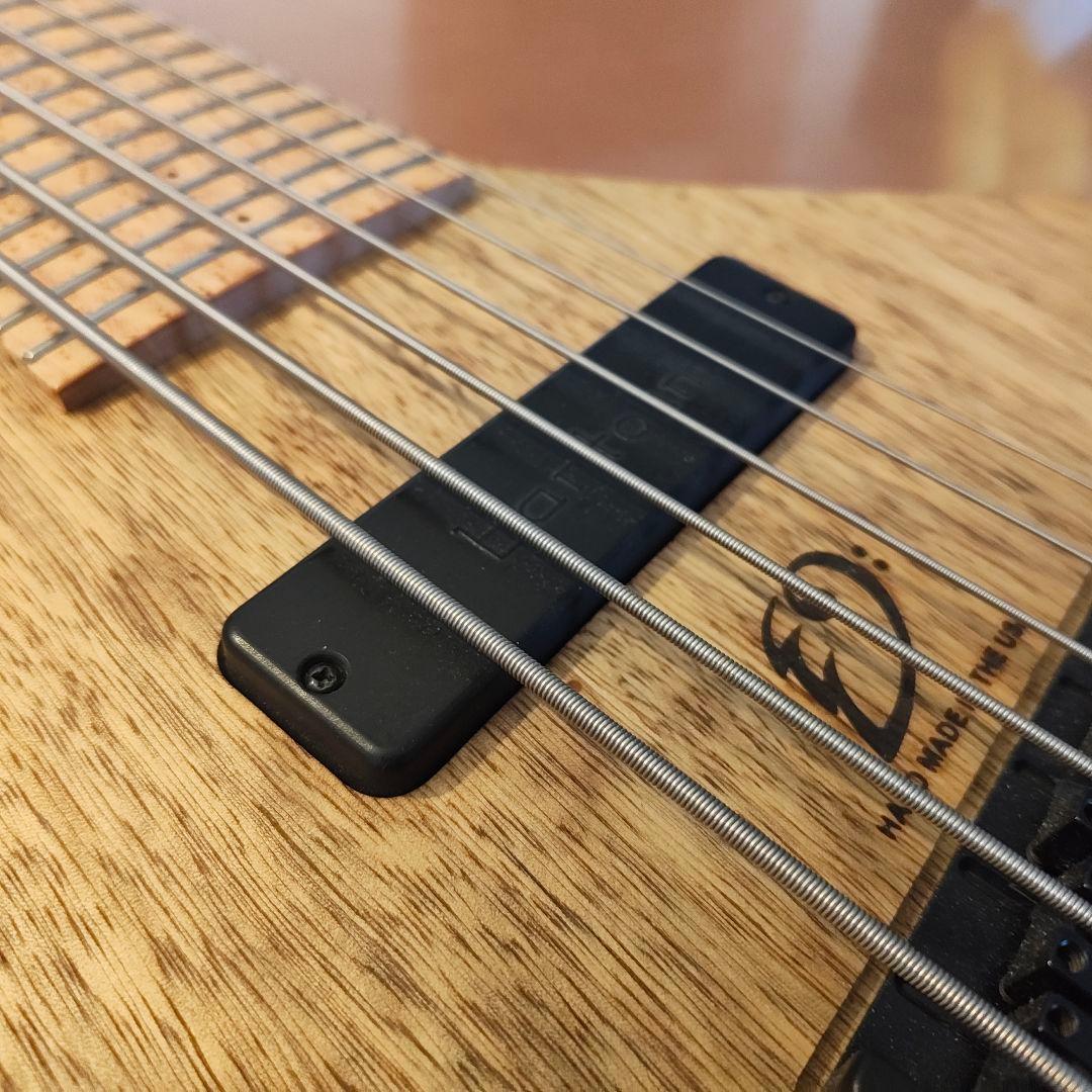 WING INSTRUMENTS エレキベース 6弦 ミニベース