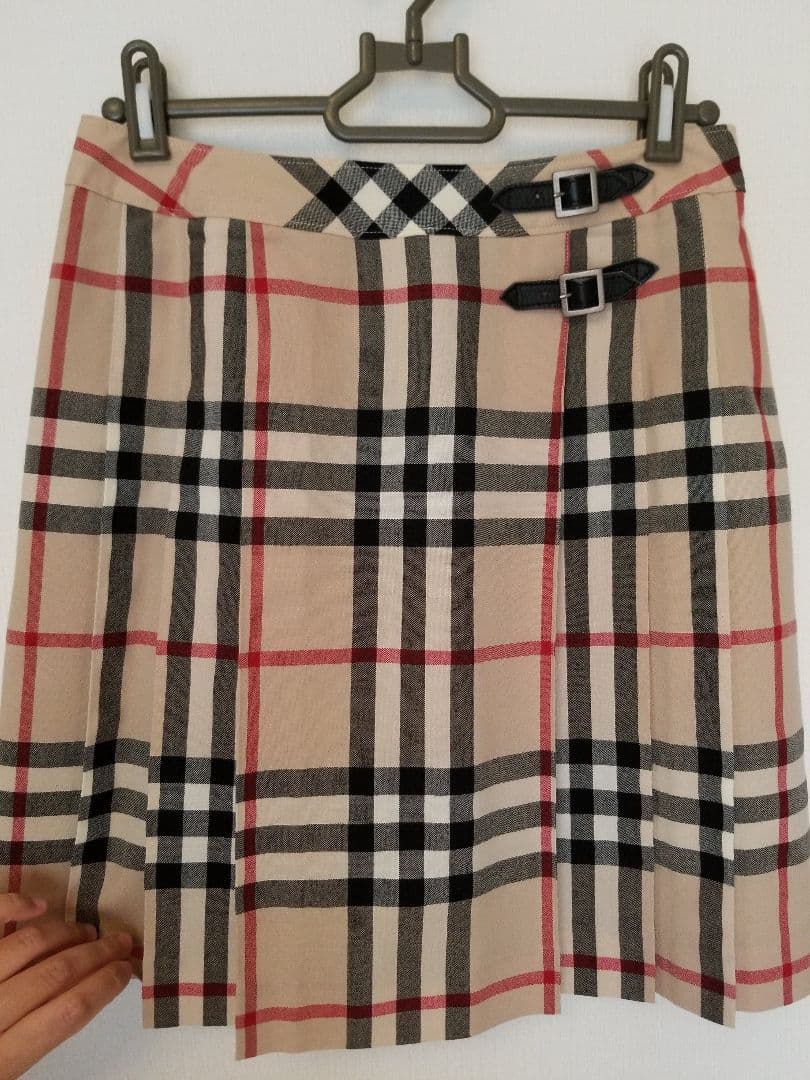 バーバリーキッズスカート 未使用近 美品 ベージュ ノバチェック160