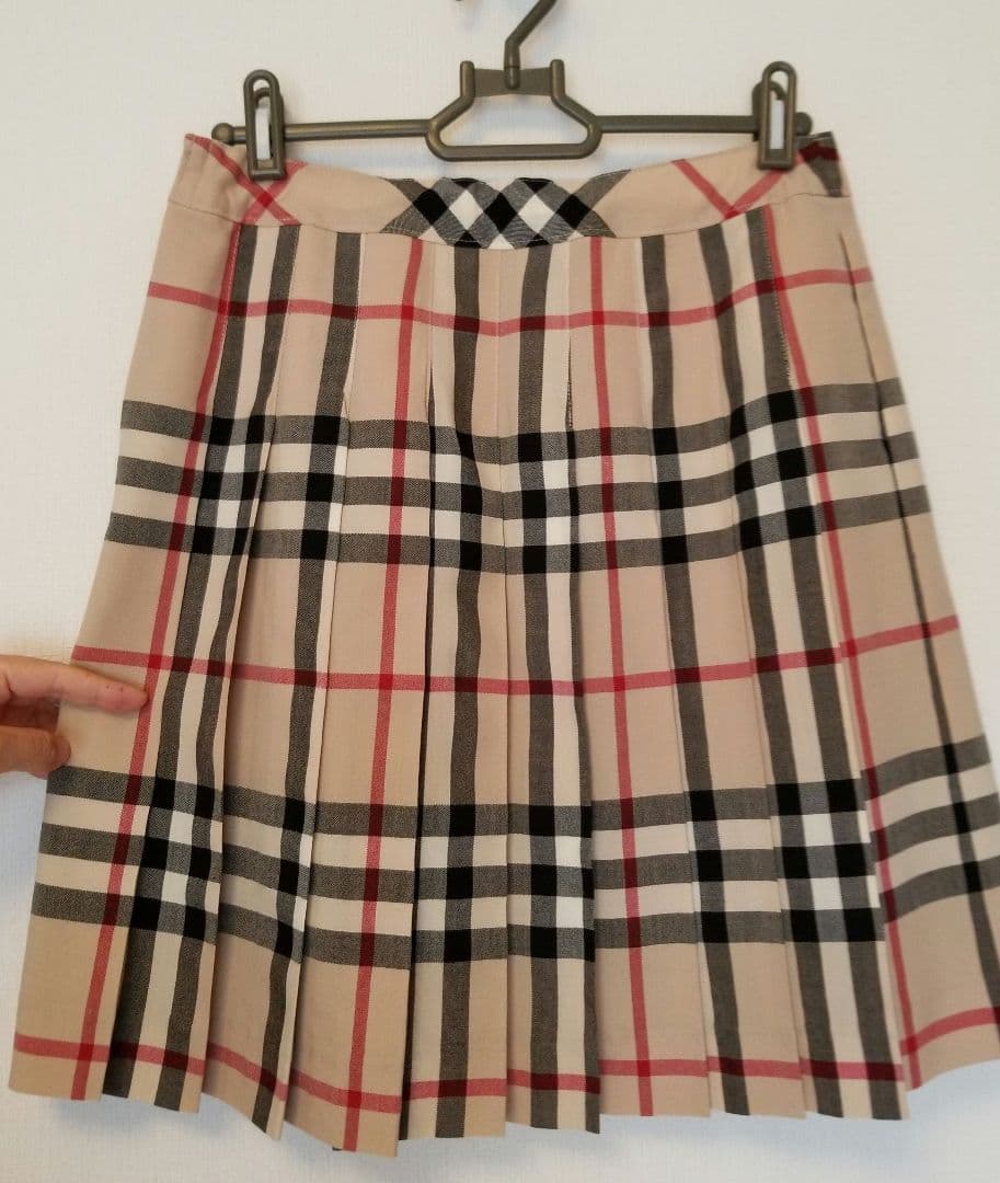 バーバリーキッズスカート 未使用近 美品 ベージュ ノバチェック160