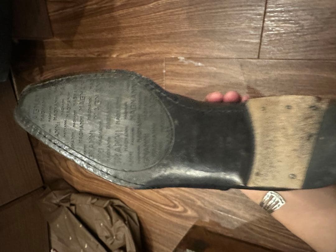 MAGNANNI スペイン製　レーザー刻印ホールカット