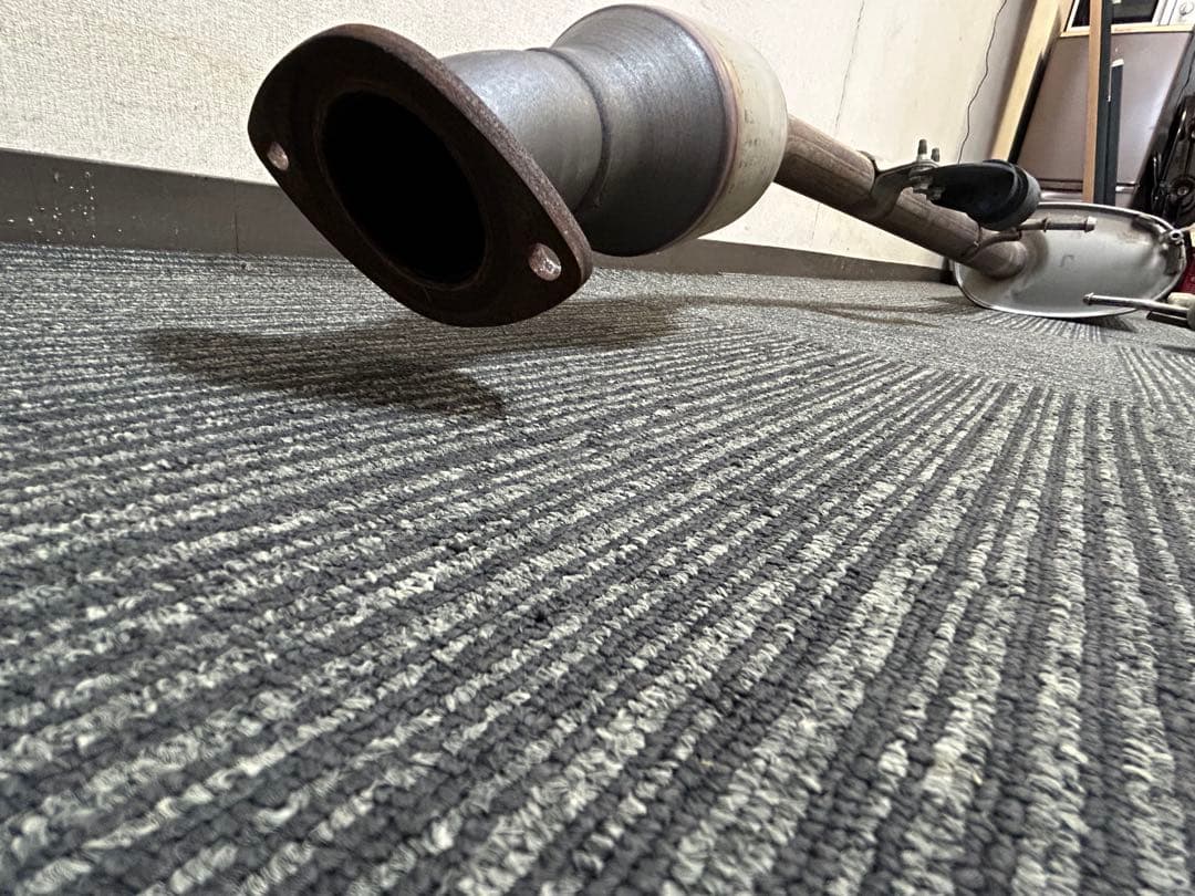 トヨタ 純正 30 ヴェルファイア 後期 マフラーセンターパイプ 触媒