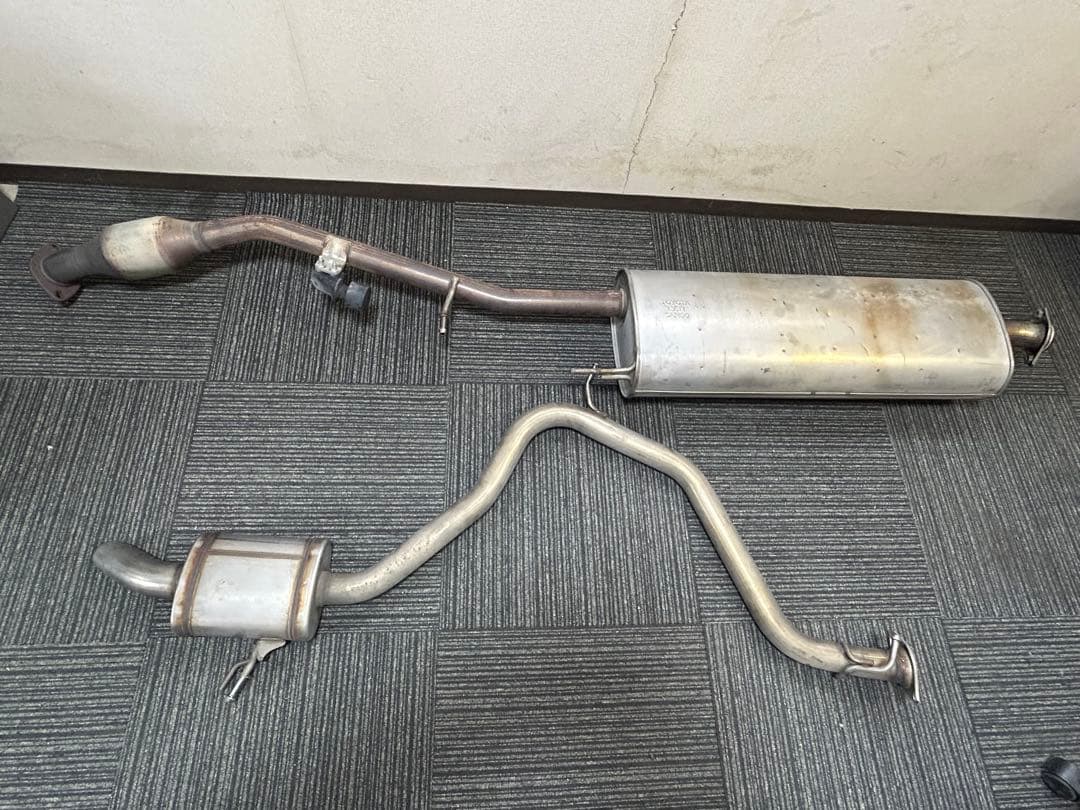 トヨタ 純正 30 ヴェルファイア 後期 マフラーセンターパイプ 触媒