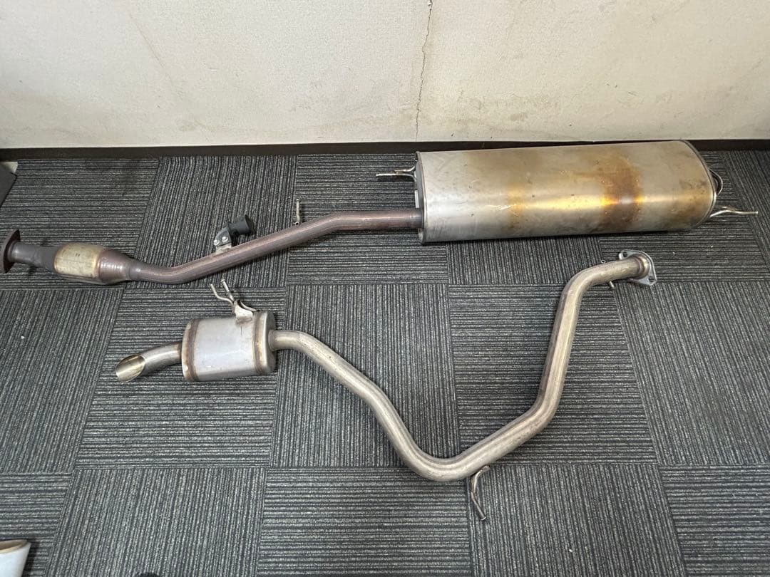 トヨタ 純正 30 ヴェルファイア 後期 マフラーセンターパイプ 触媒