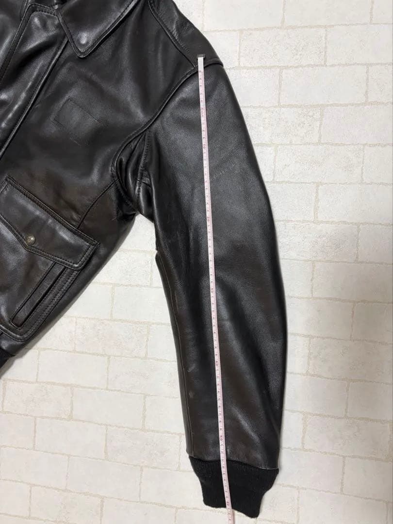 Willis& レザージャケット（牛革）　Mサイズ
