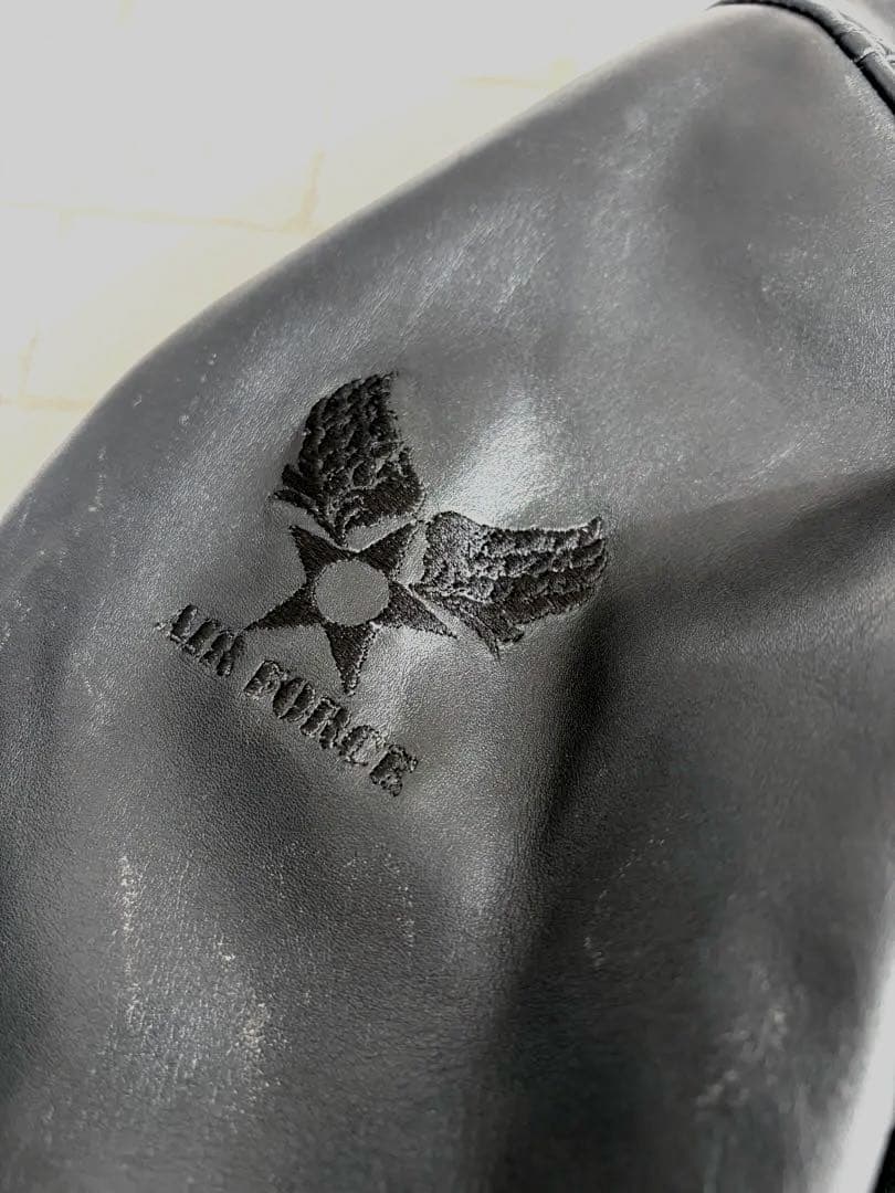 Willis& レザージャケット（牛革）　Mサイズ