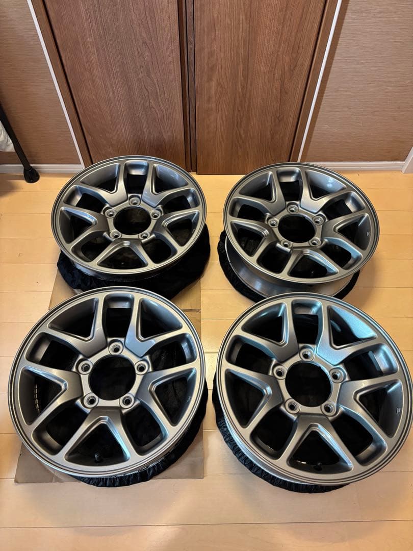 JB64 ジムニー　XC純正ホイール　4本セット