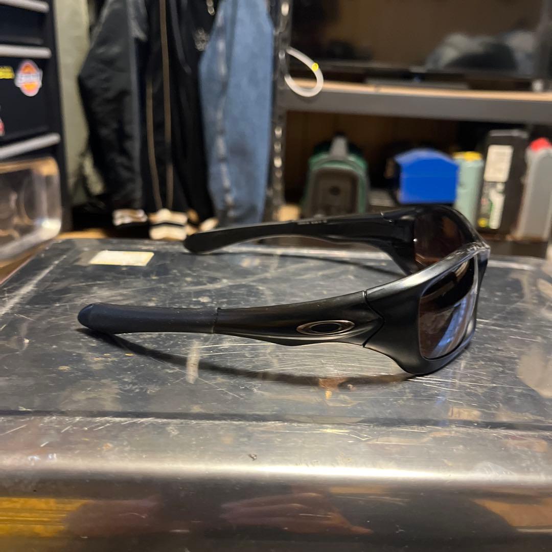 オークリー サングラス　タービンとピットブル　2個セット