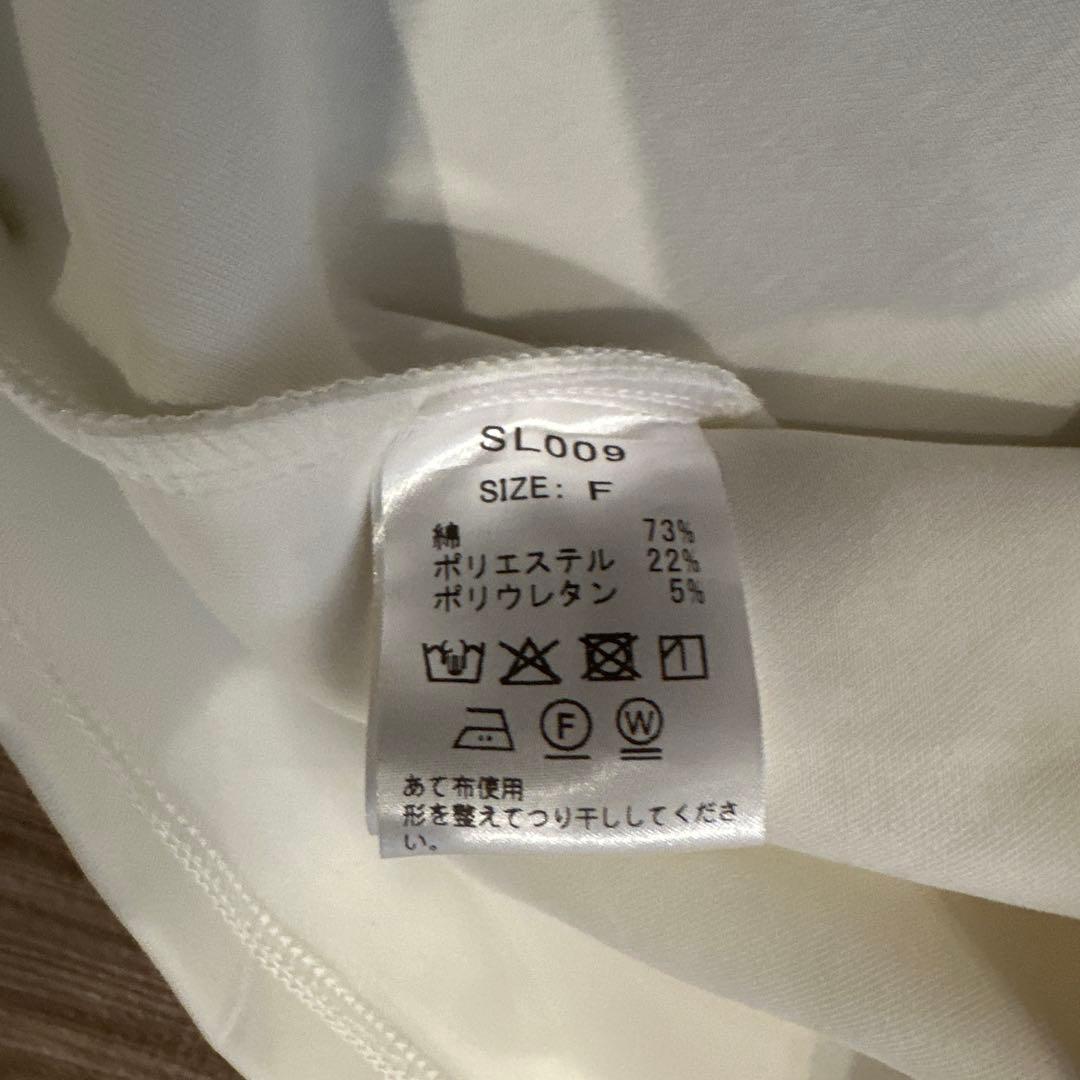 SLOANE x boutique310 80s パワーウーマン白　佐藤佳菜子