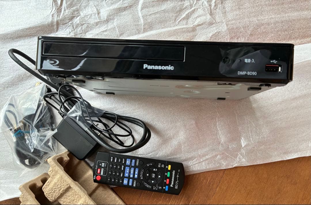 Panasonic ブルーレイディスクプレイヤー　￼DMP -BD90-K 新品