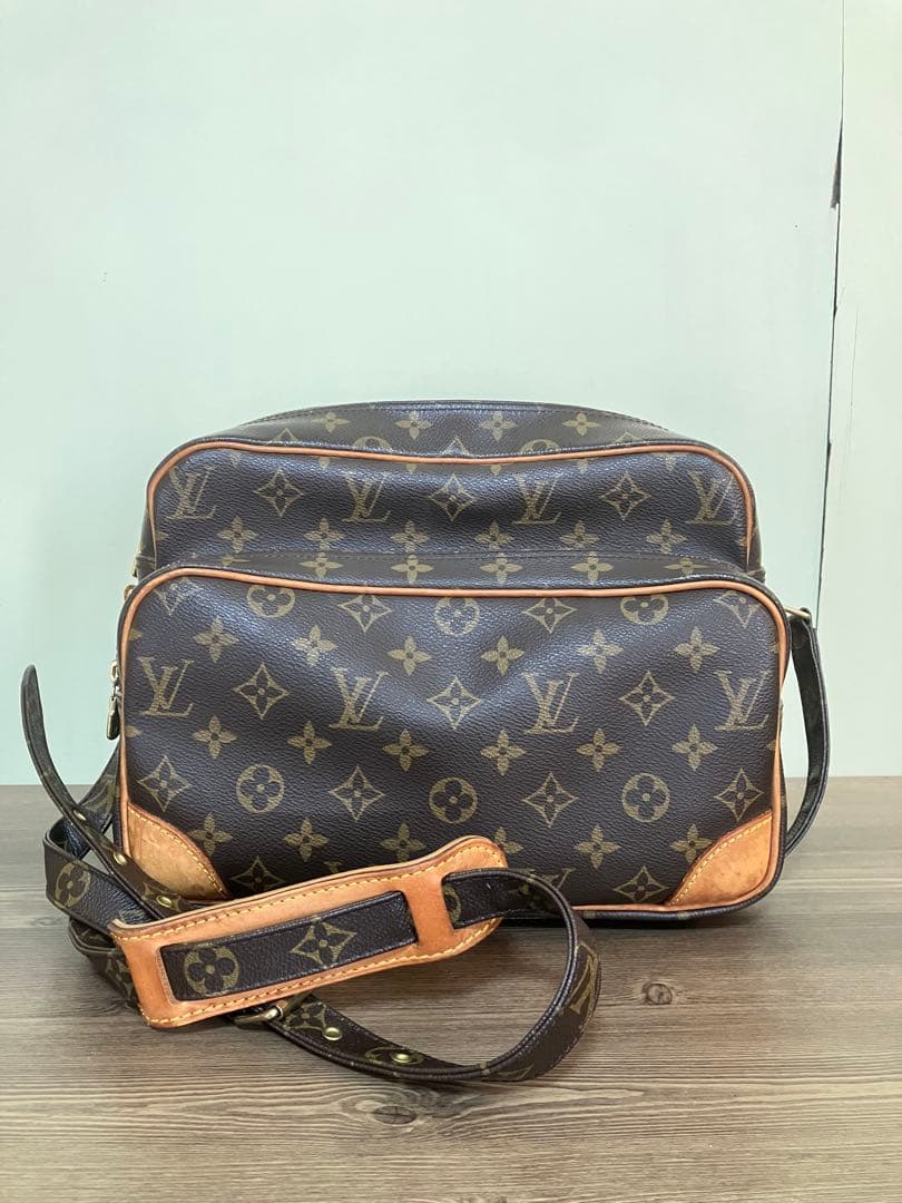 ルイヴィトン　ナイル　ショルダーバッグ