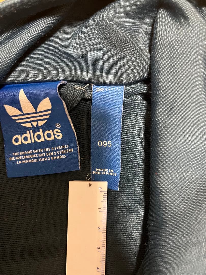 人気 アディダス adidas トラックジャケット 刺繍ロゴ トレフォイル