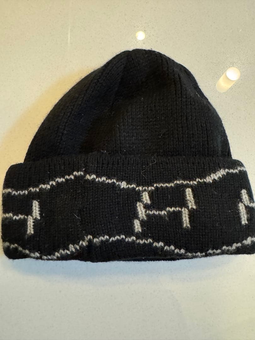 HERMÈS ブラックニット帽