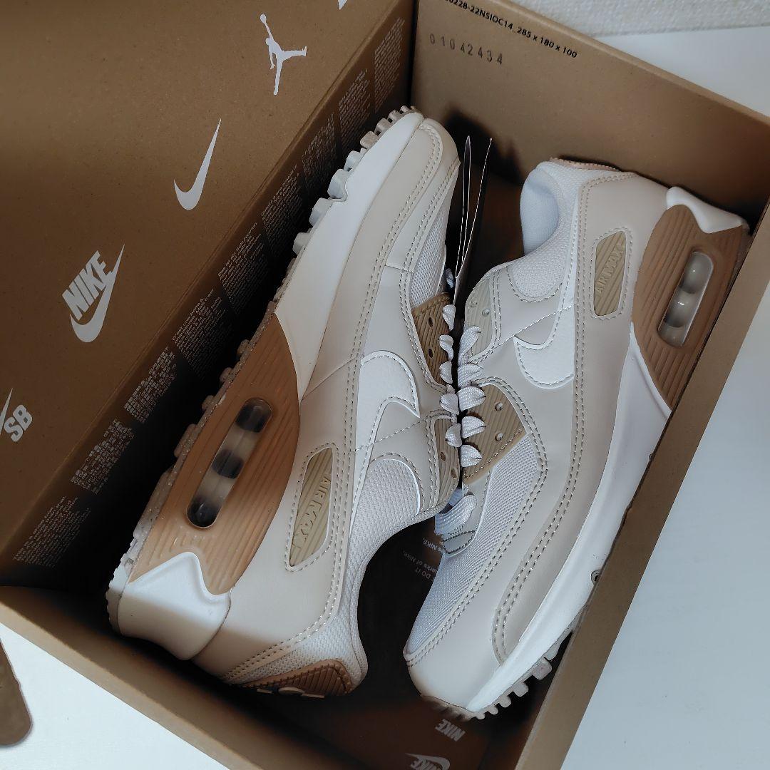 新品 NIKE スニーカー ベージュ 23cm