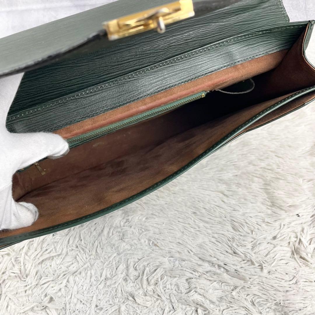 美品 ヴェルサーチ レザー ビジネスバッグ ロゴ型押し ファスナー グリーン