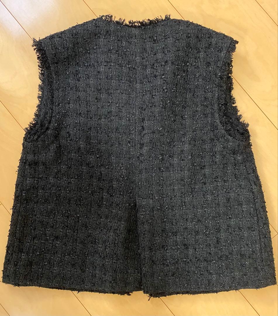 【お値下げ】UNITEDARROWS ツイードジレ　金ボタン ブラック