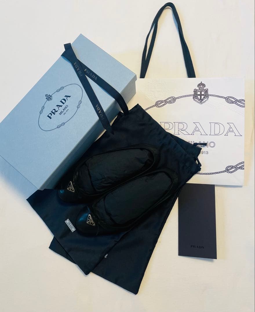 PRADA バレエシューズ 23.5㎝　正規品 付属品完備 靴のみ−1000円可