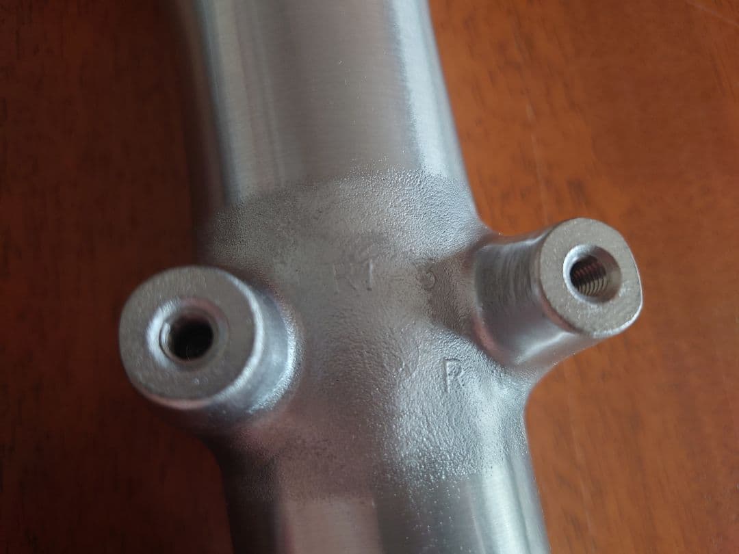 ゼファー750　ボトムケース(右側)