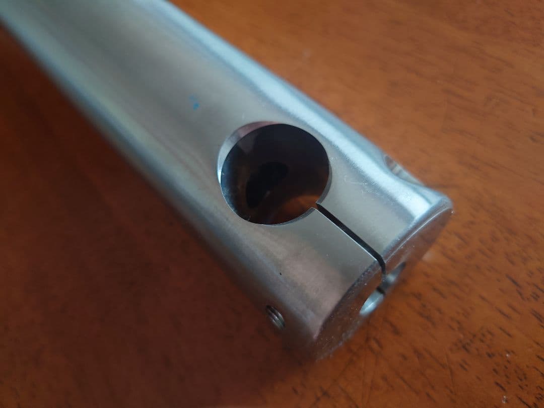 ゼファー750　ボトムケース(右側)