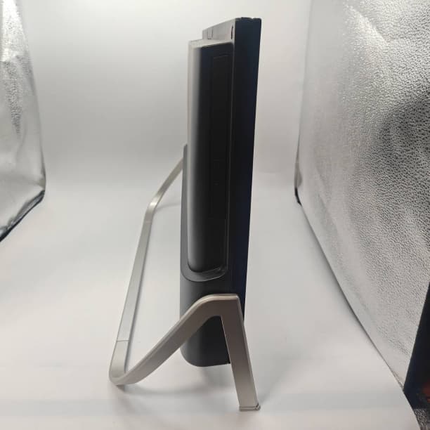 SSD1TB 第8世代i7 16GB フルHD 一体型デスクトップPC 富士通