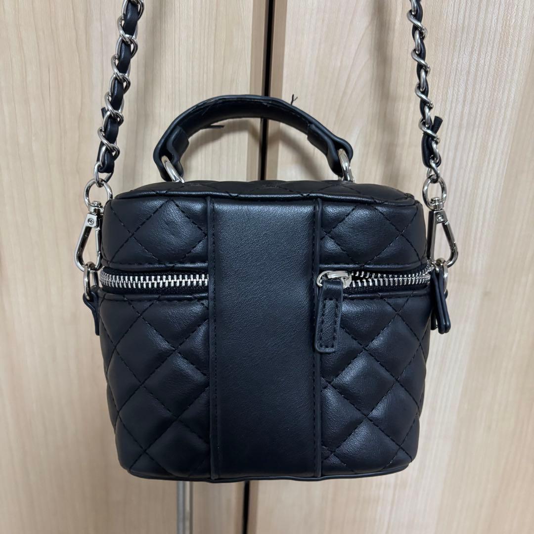 Darich ダーリッチ キルティングスクエアミニバッグ シルバーパーツ