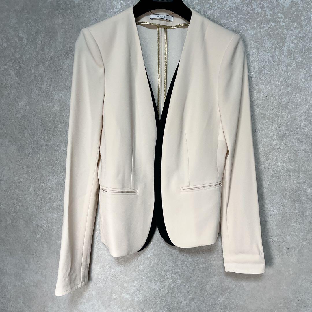 【美品】ベイジ セットアップノーカラー ジャケット CINDY シンディヌード