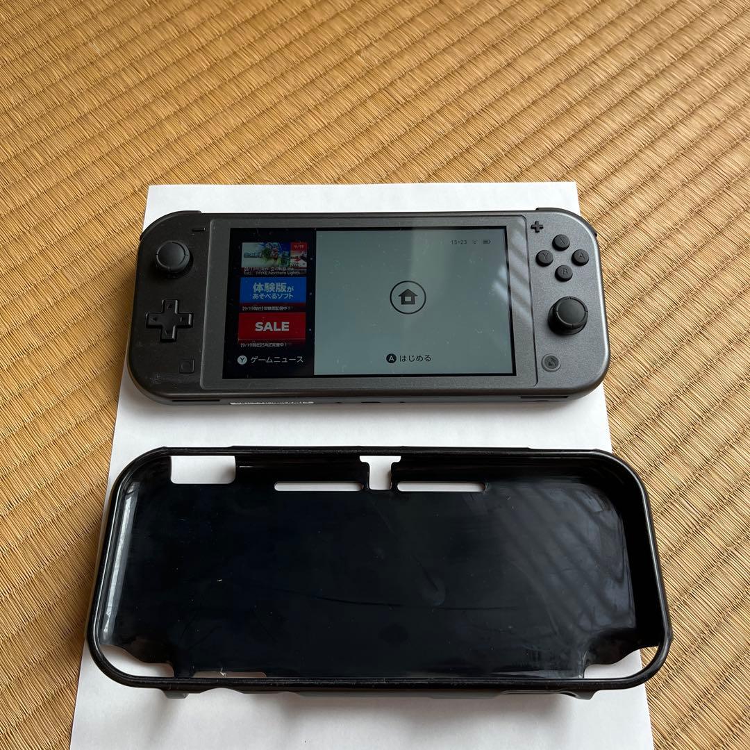 Nintendo Switch Lite ポケモン限定　灰色　カバー付き