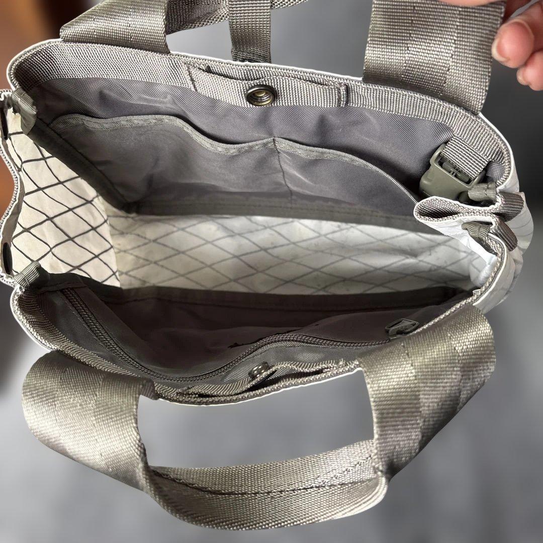 限定品　BRIEFING キルティングバッグ ホワイト