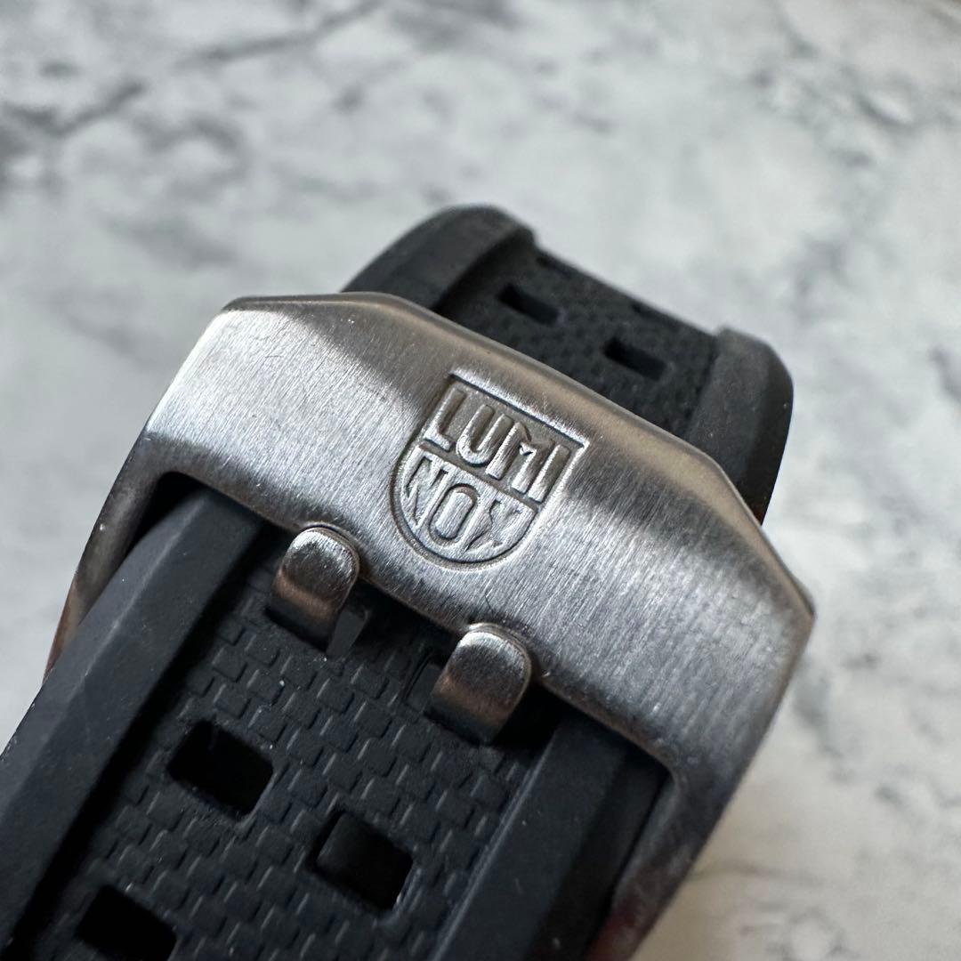 美品 Luminox ルミノックス ブラックアウト 7050 SERIES
