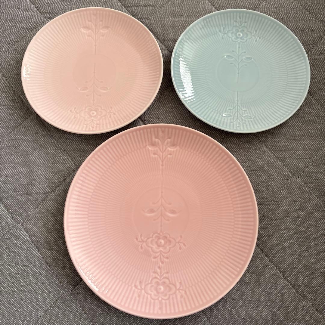 ロイヤルコペンハーゲン　フラワーエンブレム　皿　プレート