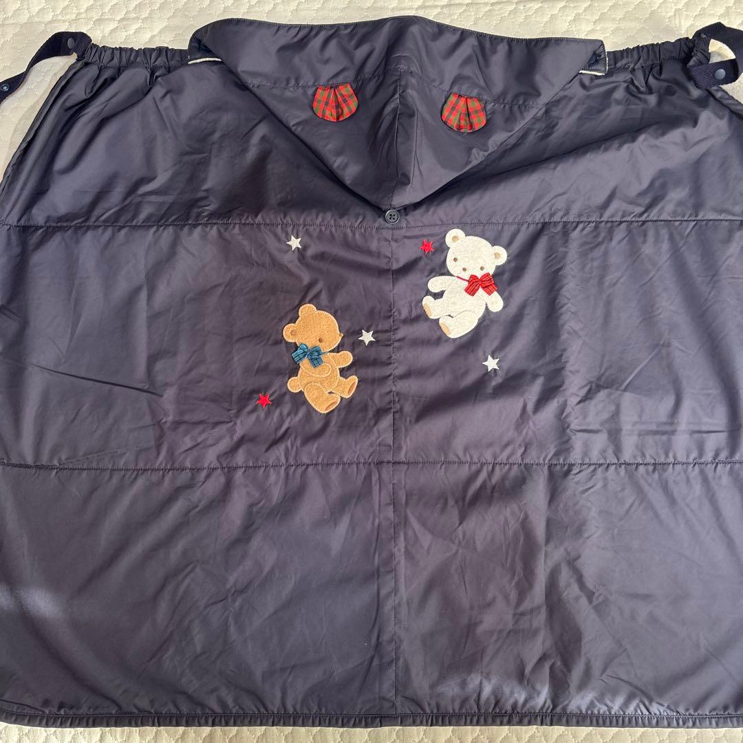 ファミリア　現行品　美品　3WAYブランケット