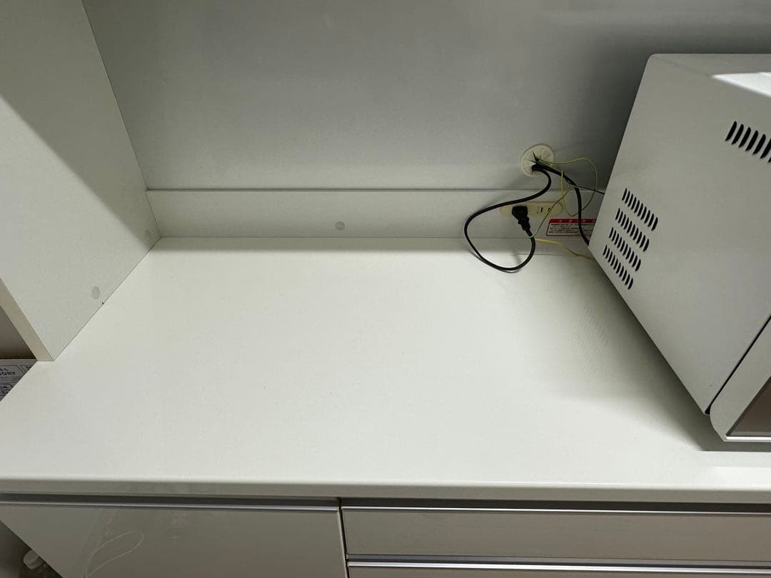 ニトリ食器棚　アルミナ２　W１４０㎝、H１９５㎝　2月22日まで