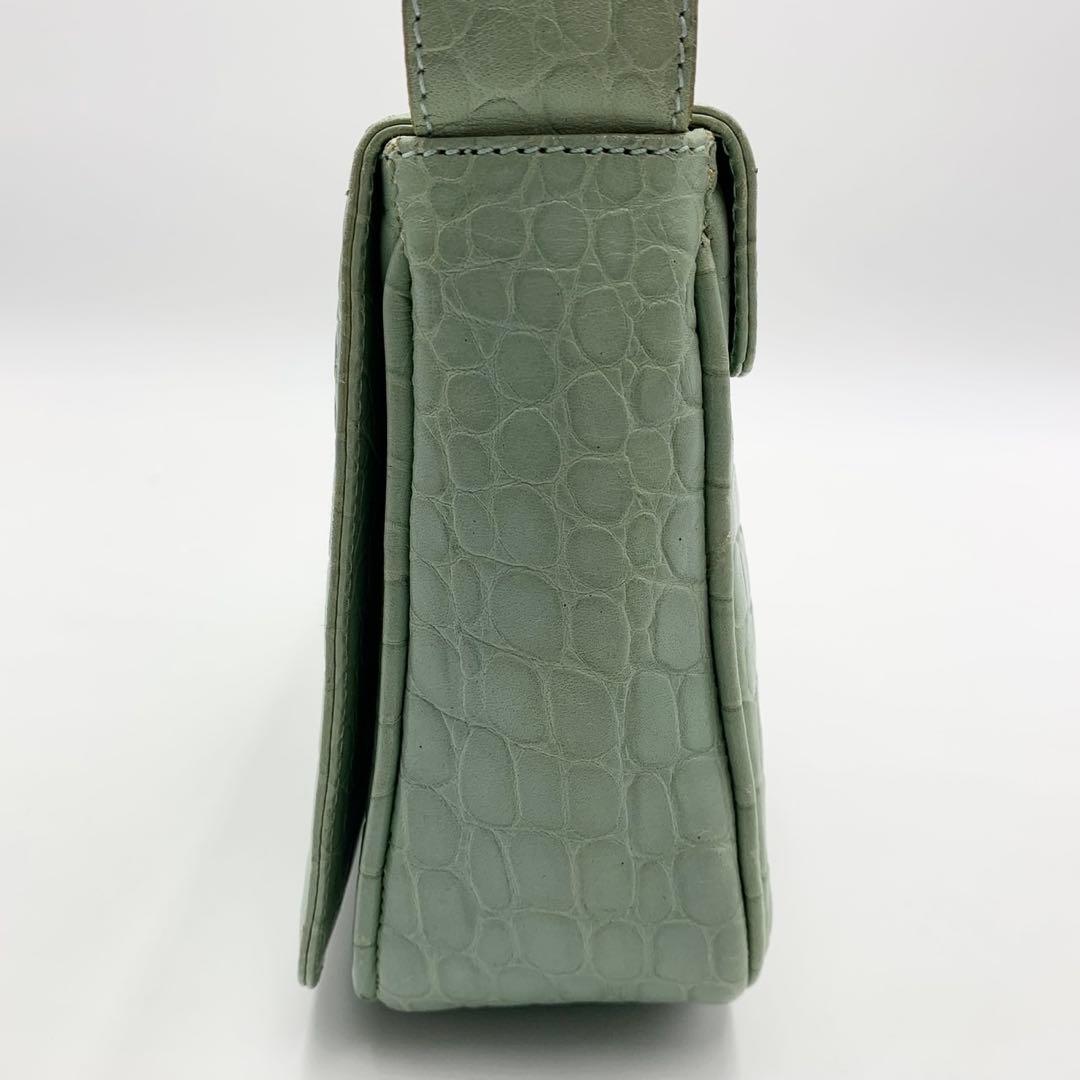 サルヴァトーレ フェラガモ ショルダーバッグ 型押しレザー ライムグリーン