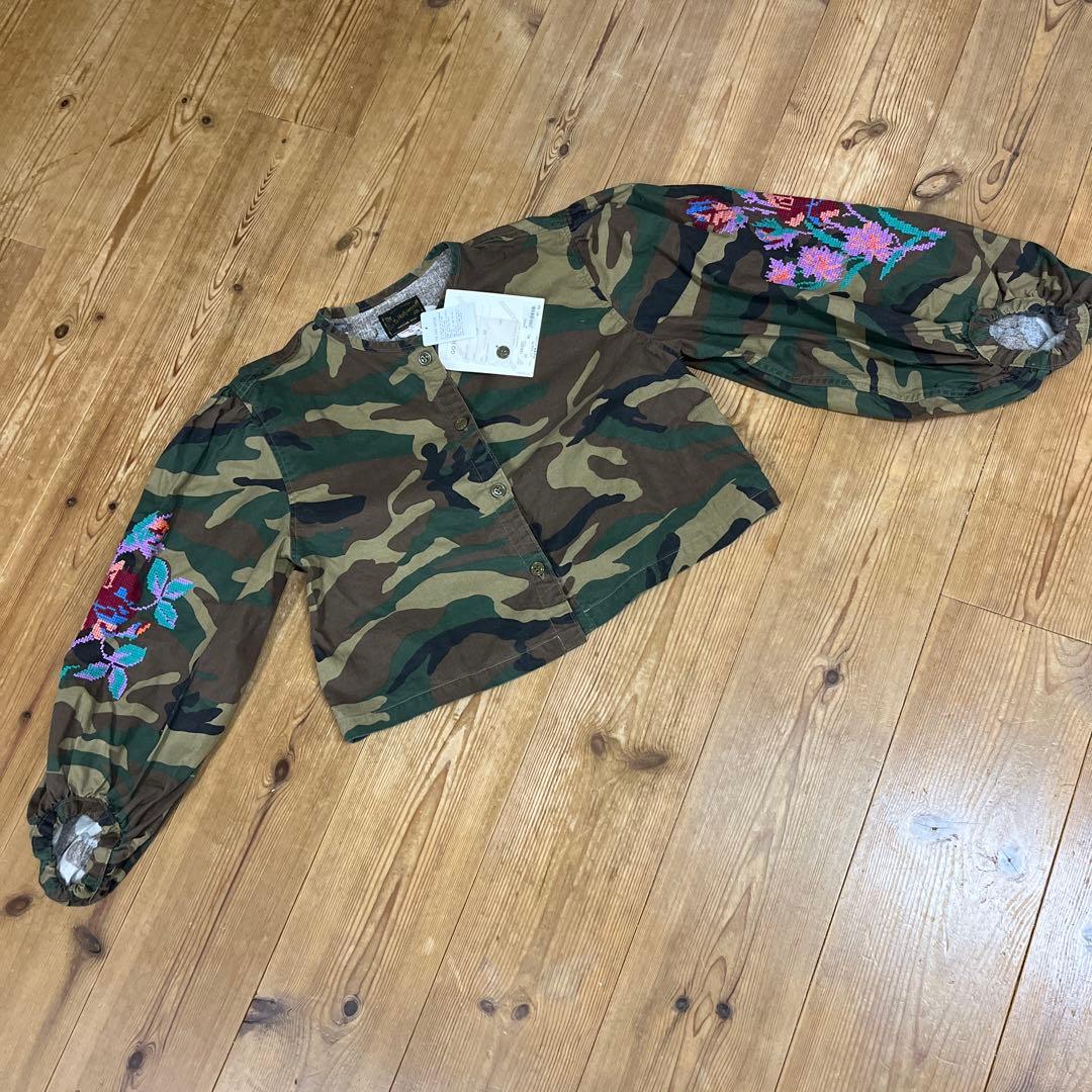 ゴートゥハリウッド　トップス