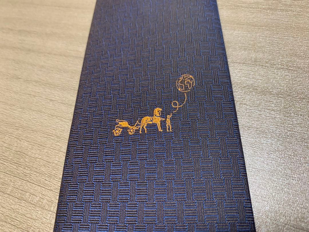 エルメス　ネクタイ　刺繍　馬