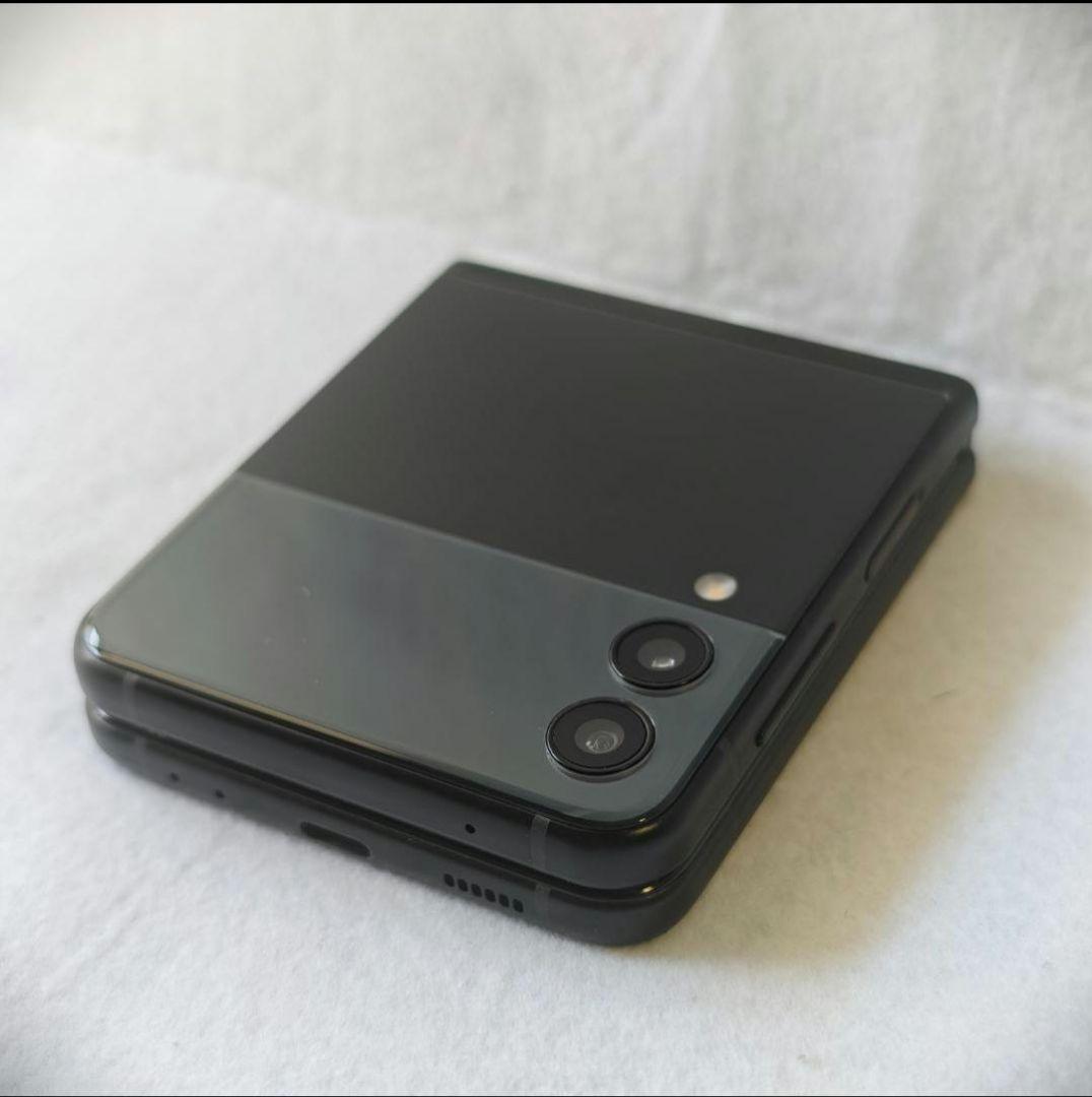 美品 Galaxy Z Flip3 5G 128GB ブラック グローバル版