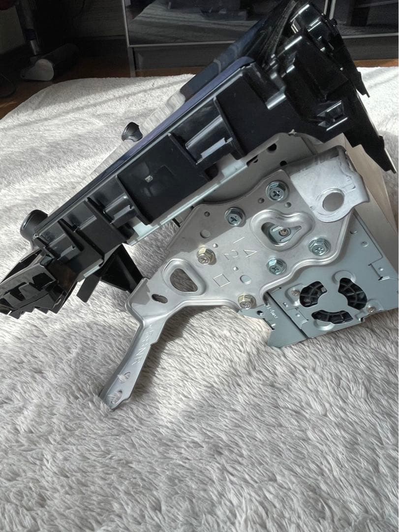 美品　トヨタアルファード30系後期　純正ナビ、純正DVDプレーヤー