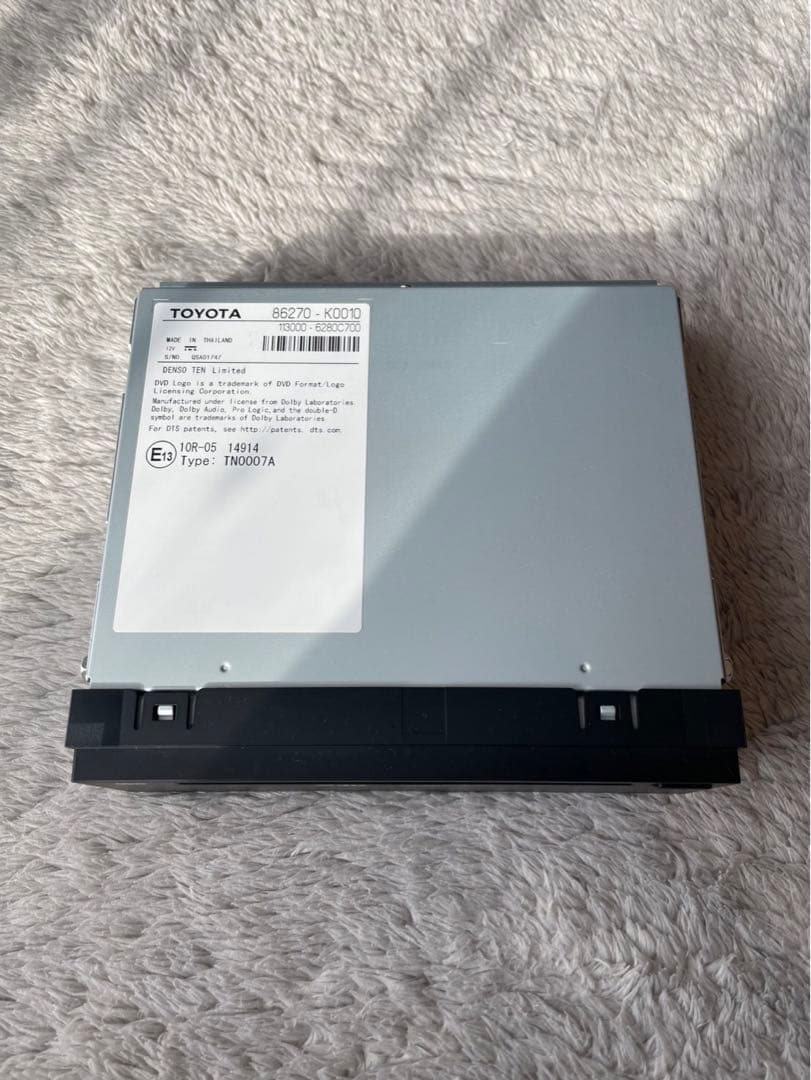 美品　トヨタアルファード30系後期　純正ナビ、純正DVDプレーヤー