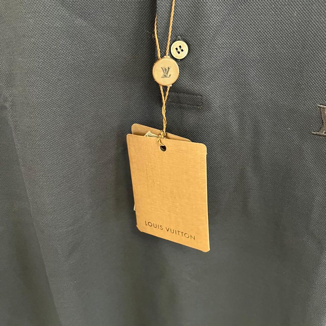 ヴィトン RM131M タグ付き　 LVロゴ刺繍　半袖ポロシャツ メンズ　未使用