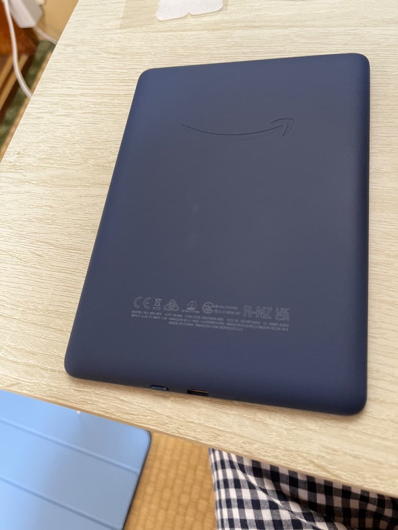 Kindle Paperwhite 11世代 広告無シグニチャー 32GB 青