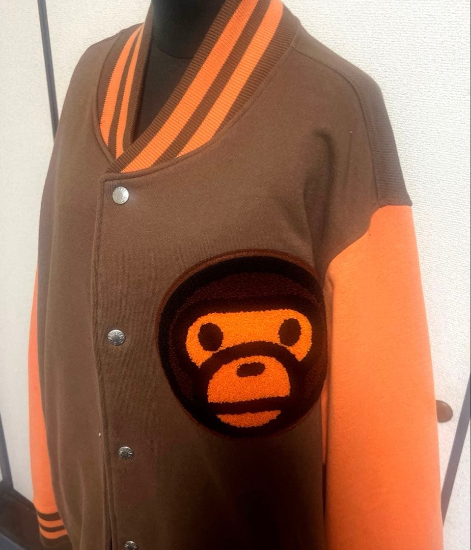 なはま　美品　A BATHING APE 刺繍　スタジャン ブラウン L