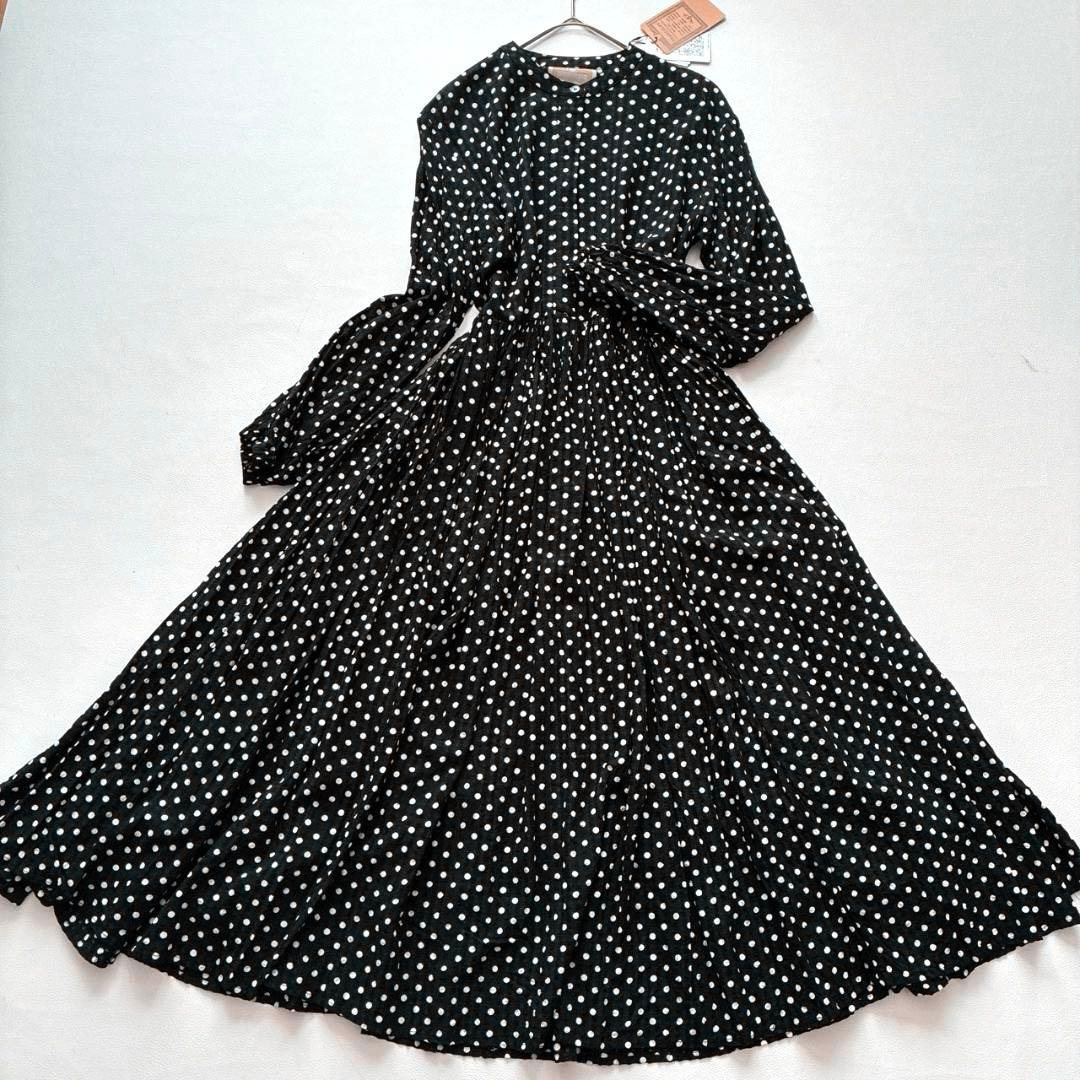 【新品タグ付き】BEARDSLEY　大人気✨ドットギャザーロングワンピース 黒