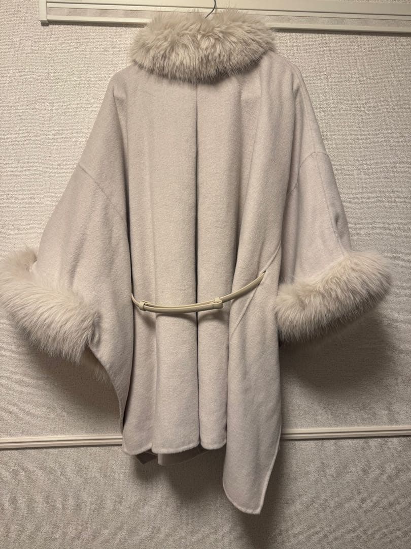 2024 ファー付きミドルケープコート アイボリー 1度のみ着用