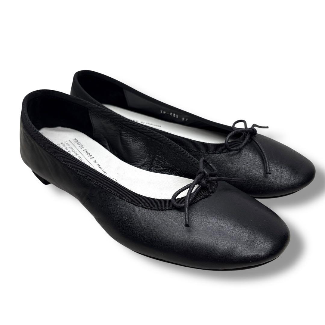 極美品■chausser【23.5】TRAVEL SHOES フラット ブラック