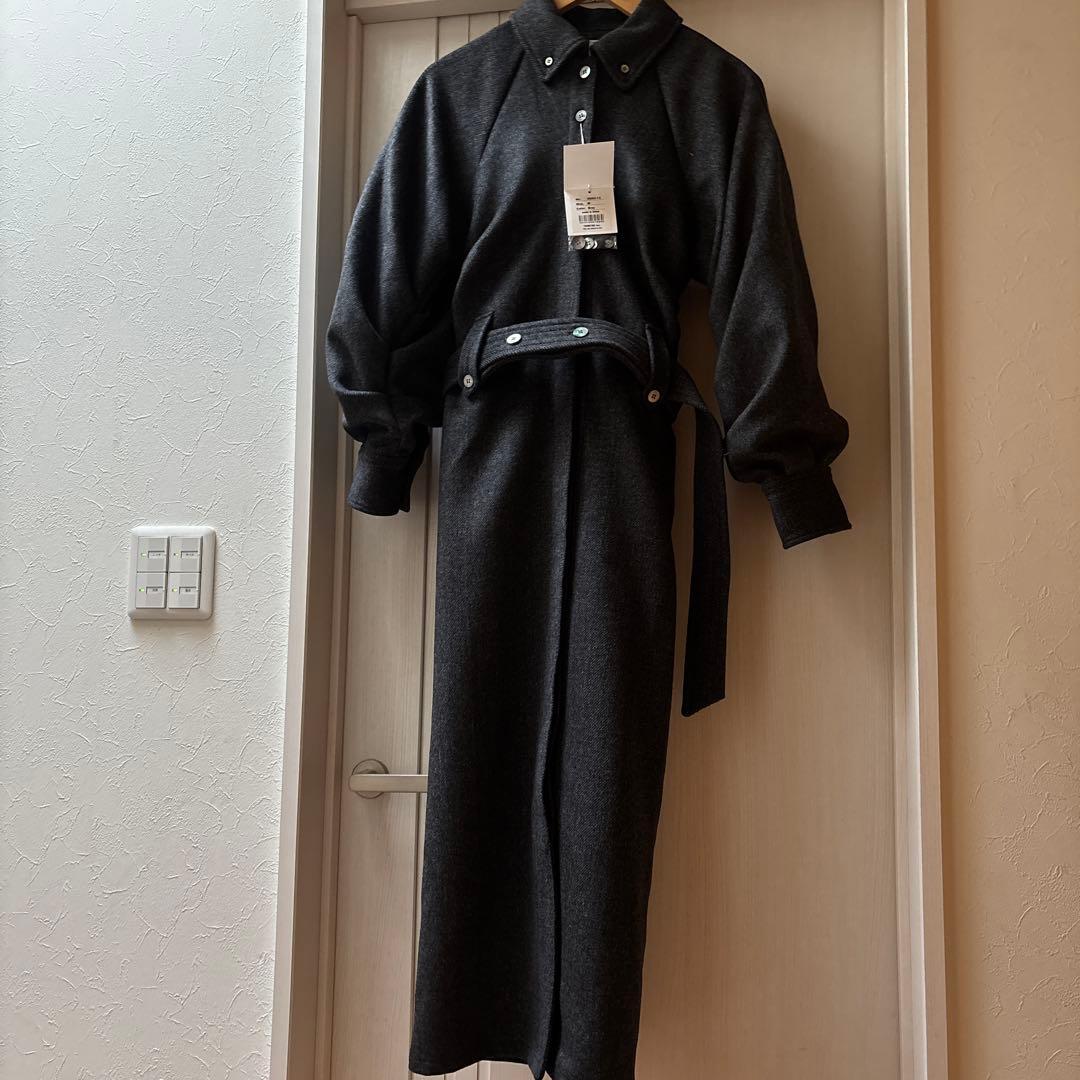 新品未使用　ローブブランBelted Wool Shirt Dress Mグレー