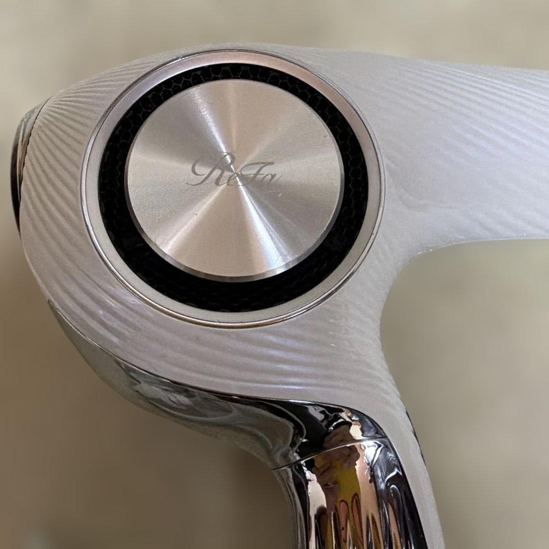 リファ　ビューテック　ドライヤー