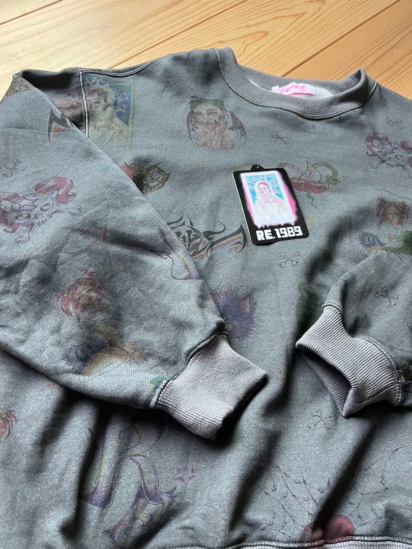 RE. 仲里依紗　セットアップ上下　スミクロ